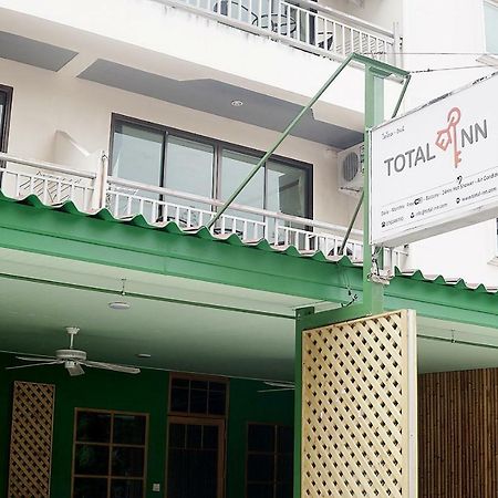 Total-Inn Patong Bagian luar foto